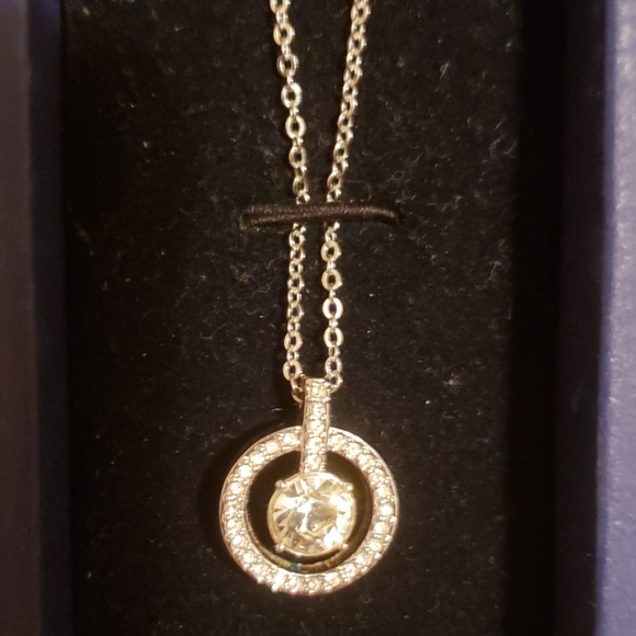 Necklace - Picture 3 of 4